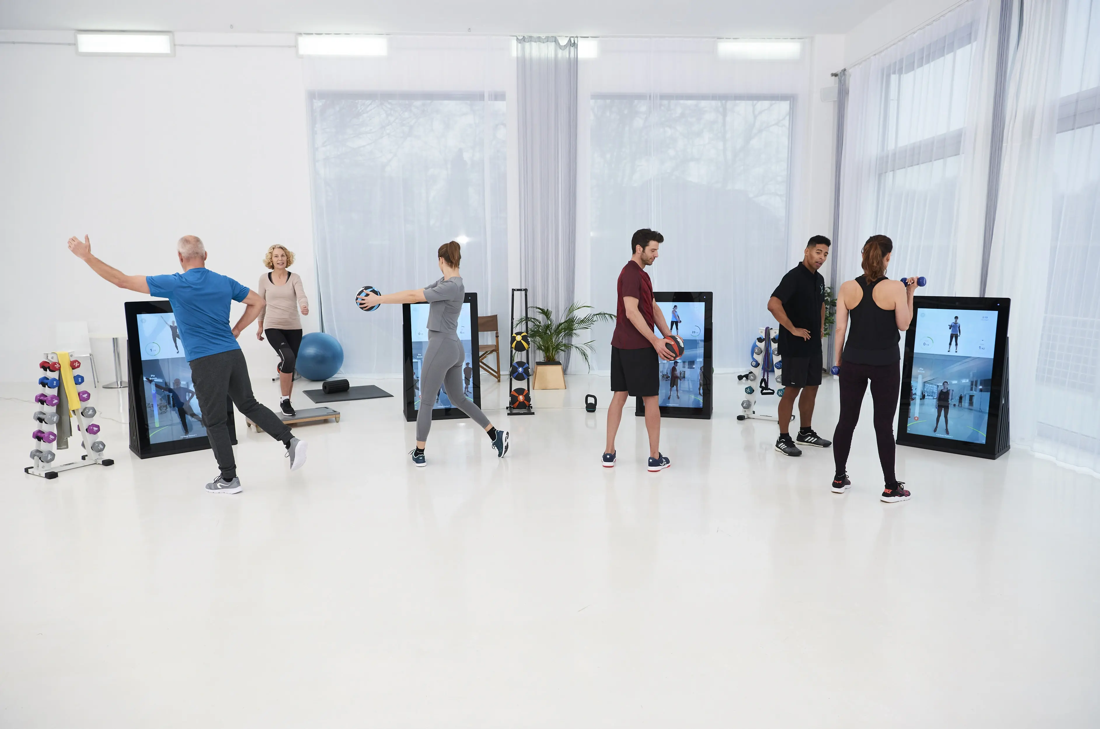 Pixformance digital fitness devices